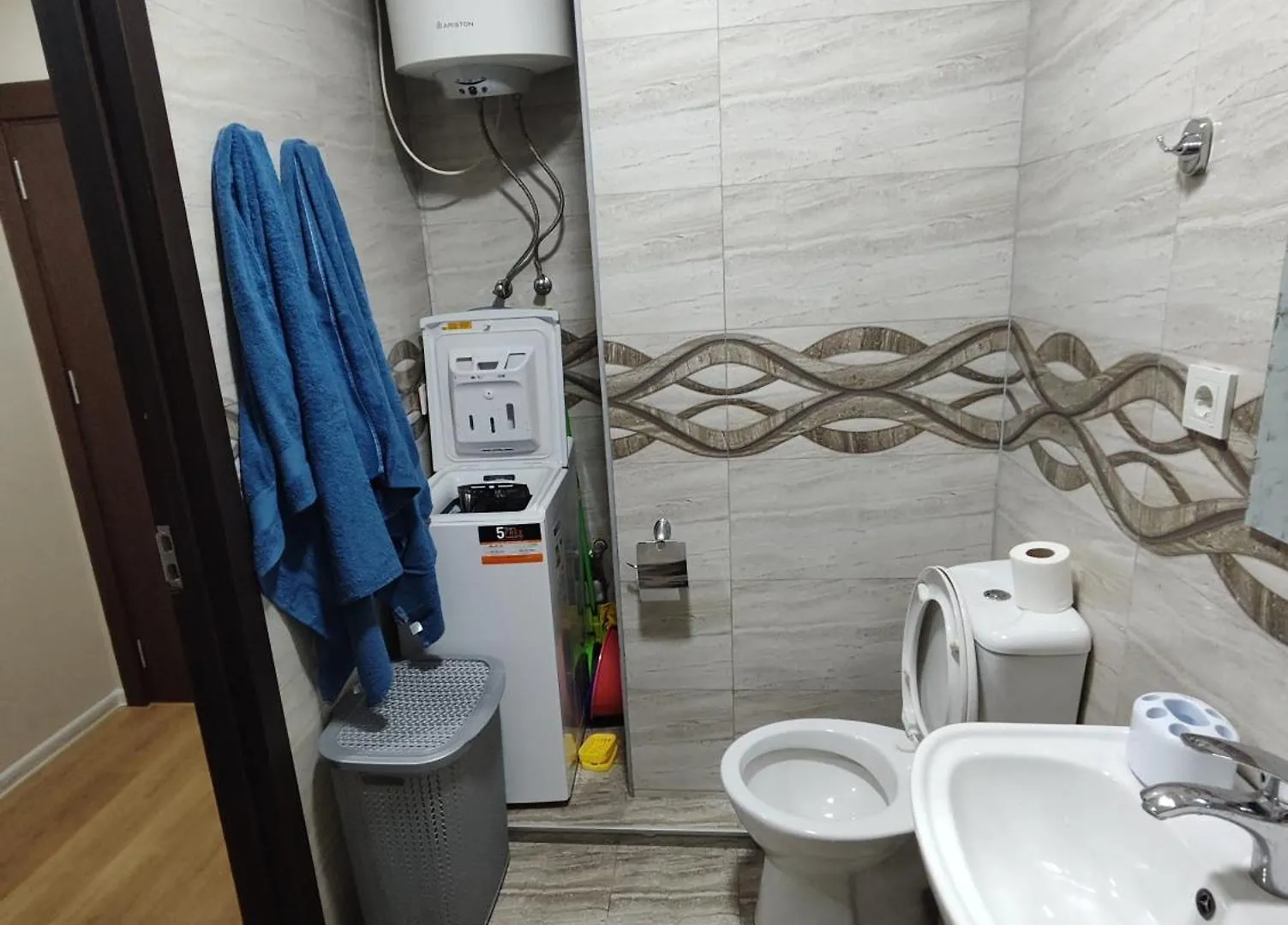 Aparthotel Sofo'S Apartment Batumi Georgia